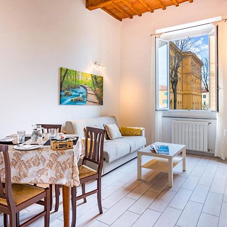 Casa Mya - Comodo appartamento vicino al porto Livorno Exterior foto
