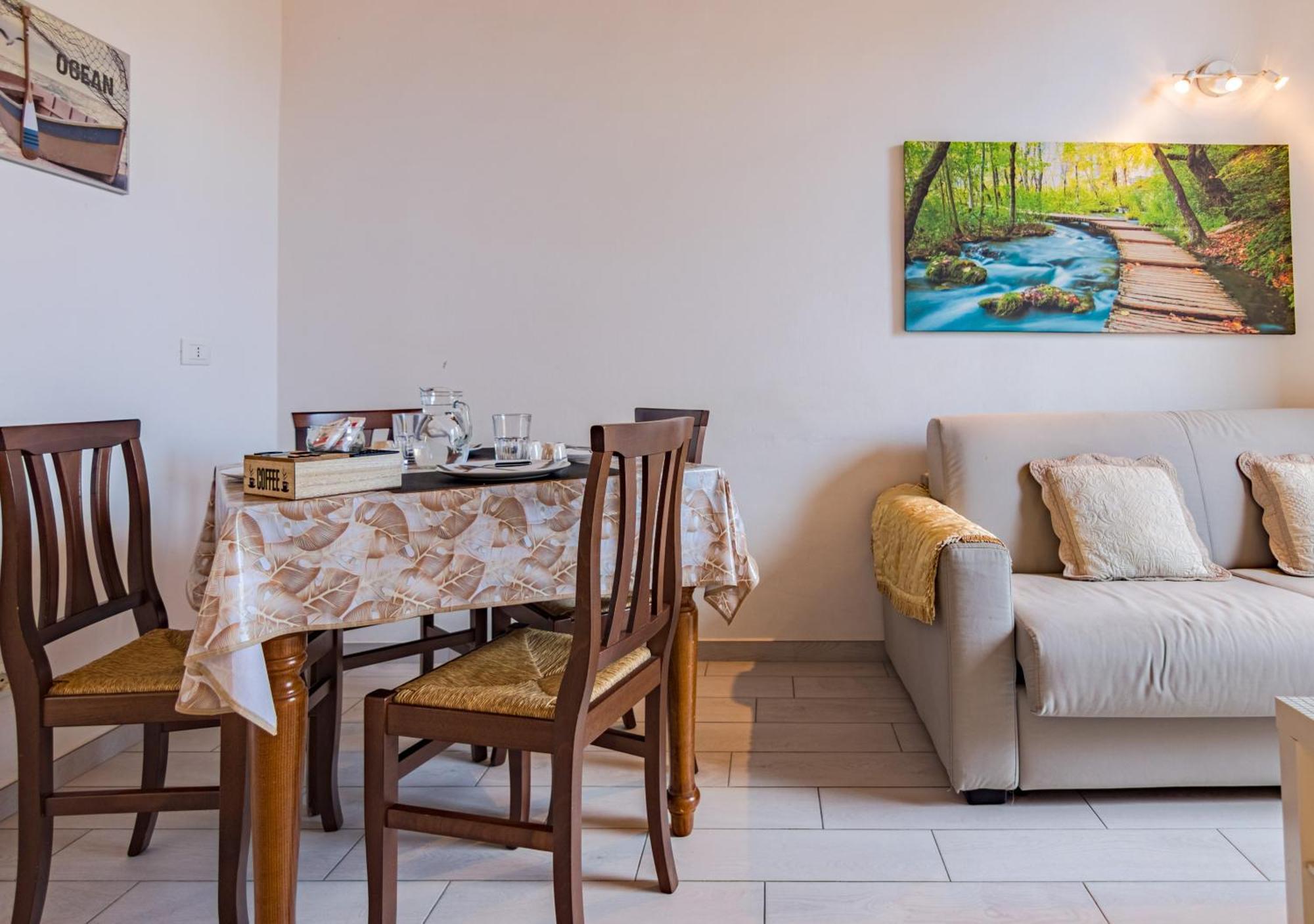Casa Mya - Comodo appartamento vicino al porto Livorno Exterior foto