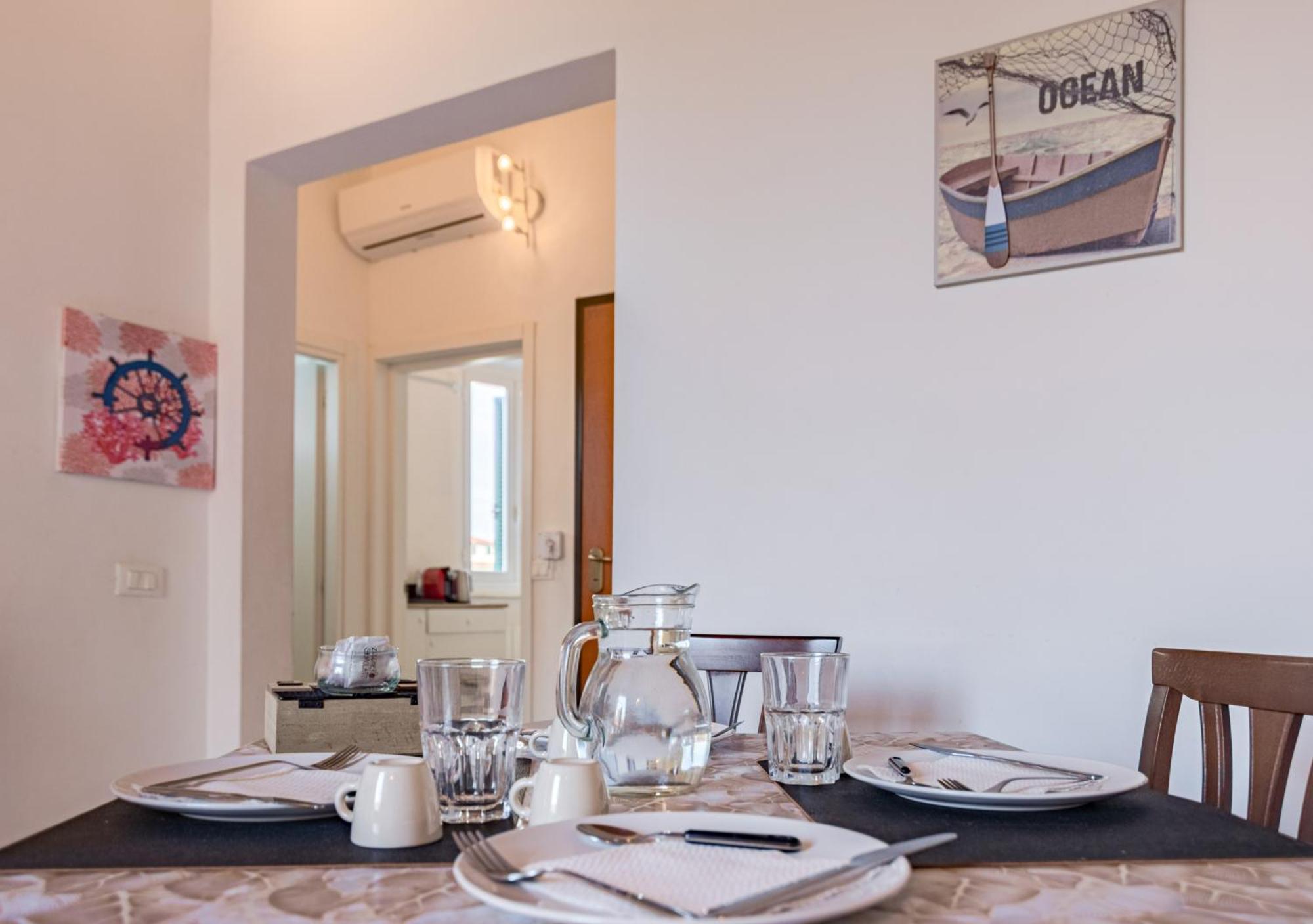 Casa Mya - Comodo appartamento vicino al porto Livorno Exterior foto